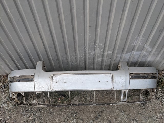 Бампер передний 3B0807217K VAG