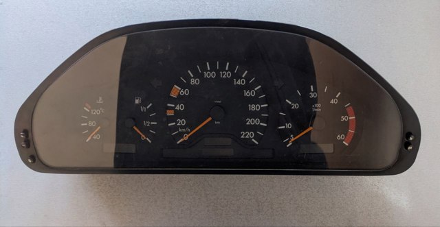 Приборная доска A2025401948 MERCEDES