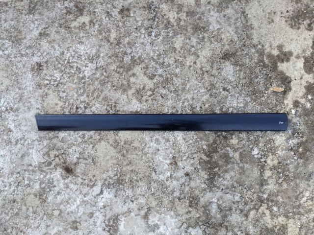 A2106900162 MERCEDES Молдинг двери передней левой купить в Ужгород