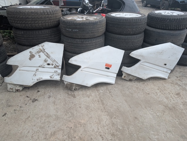 Крыло левое A9016373001 MERCEDES