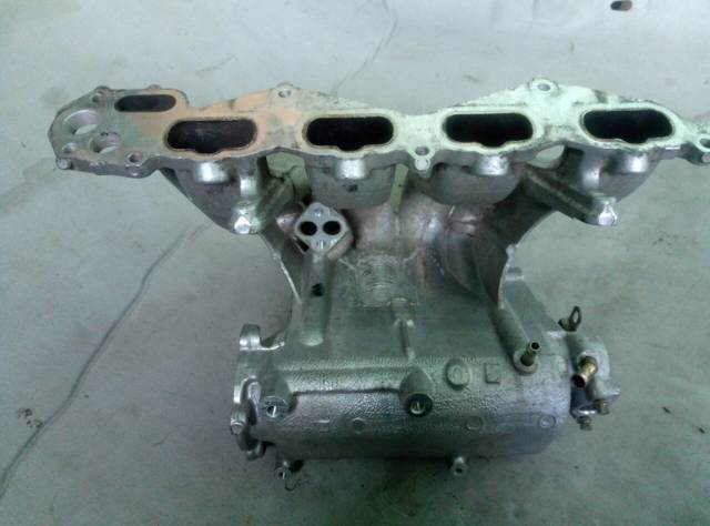 Коллектор впускной MN143750 MITSUBISHI