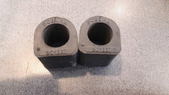 Резинка заднего стабилизатора Мерседес-бенц Спринтер 1 2-t