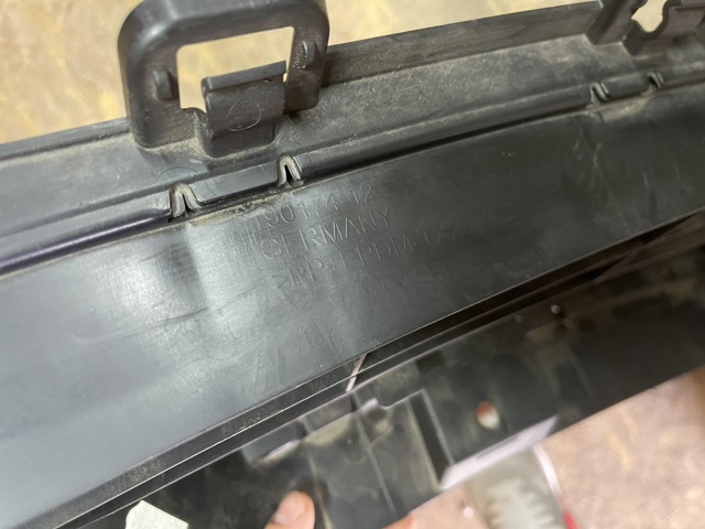 BMW 51117293808 Спойлер переднего бампера в наличии Ровно