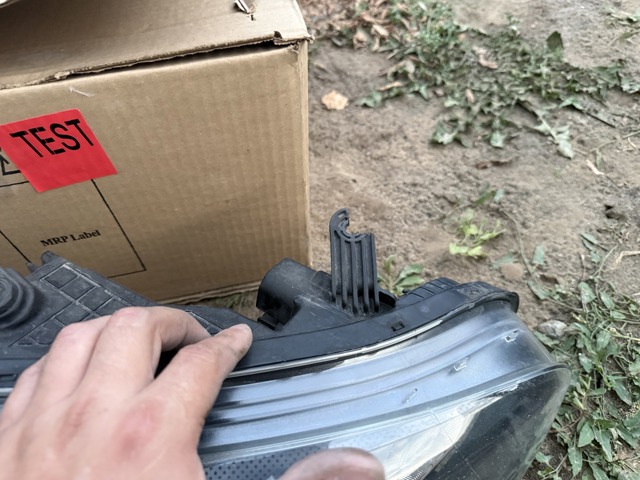 921011J510 HYUNDAI Левая фара купить в Ужгород