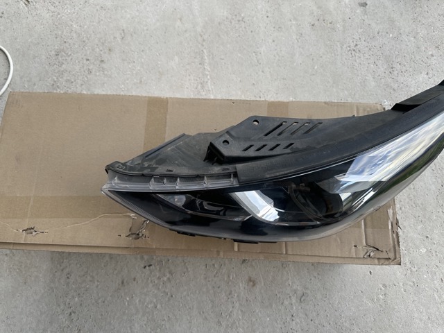 HYUNDAI 92101G4510 Левая фара в наличии Тернополь
