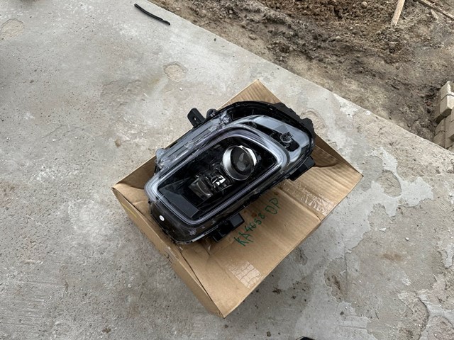 Вставка фары правой 92102K2100 HYUNDAI
