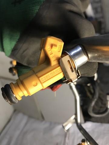Клапанная форсунка 0280156102 BOSCH