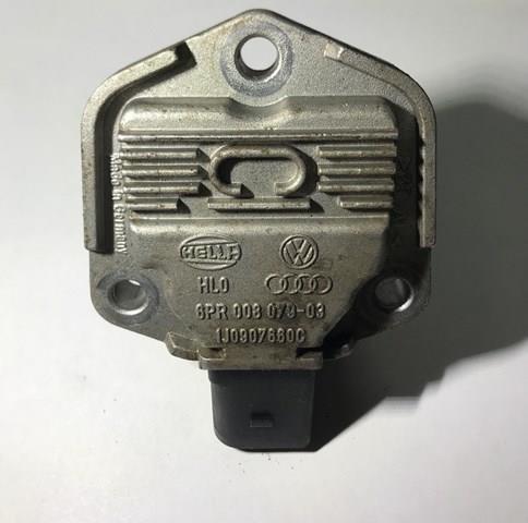Датчик уровня масла двигателя 1J0907660C VAG