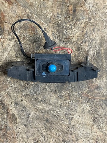 Кнопка привода замка 3/5 двери (ляды)/крышки багажника 25380AX60B NISSAN