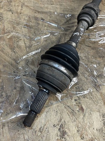 39100BH00A NISSAN Правая полуось купить в Каменское