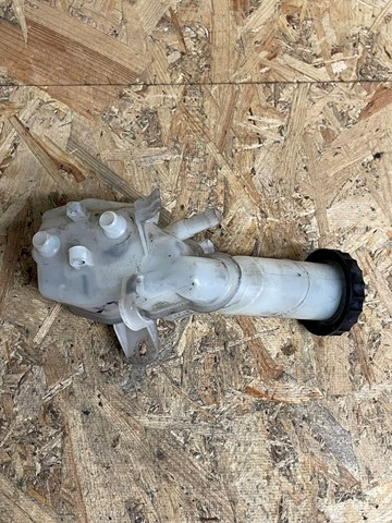 4627A027 MITSUBISHI Бачок тормозной купить в Украина