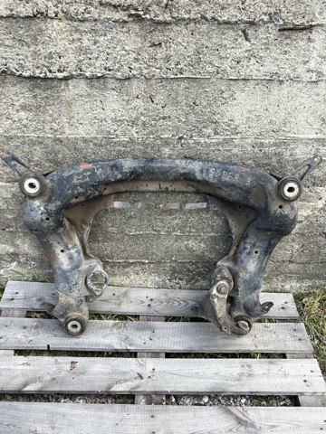 Балка передней подвески 4B0399313CJ VAG