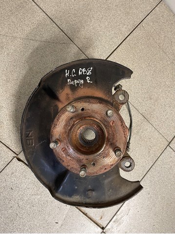 Цапфа поворотная правая 51211SNA010 HONDA