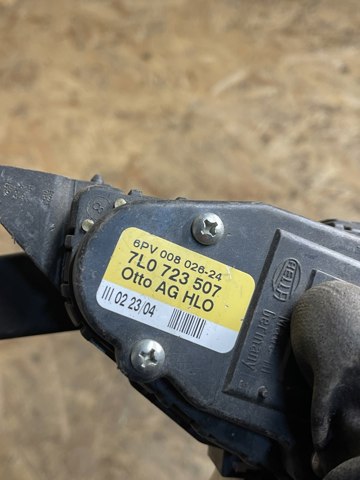 7L0723507 PORSCHE Педаль газа купить в Ровно