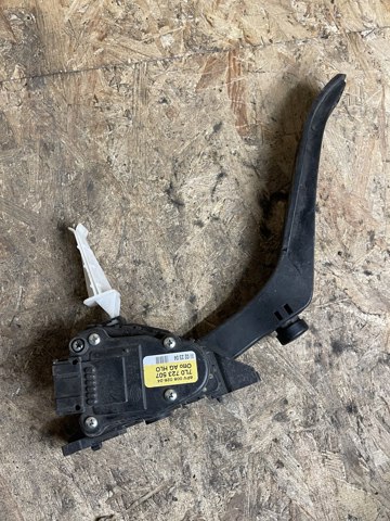 Педаль акселератора 7L0723507 PORSCHE