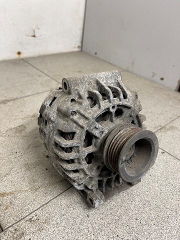 8200030635 RENAULT Генератор купить в Житомир