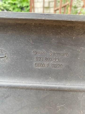 VAG 893807301 Задний бампер в наличии Тернополь