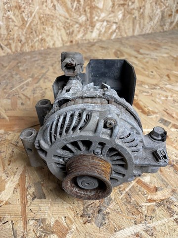 L813-18-300 Mazda Генератор
