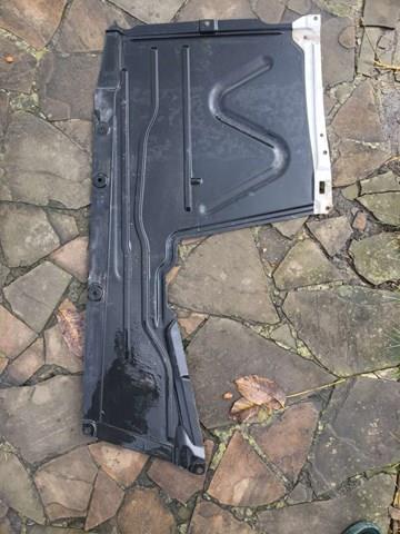 51757241829 BMW Защита днища левая купить в Павлоград