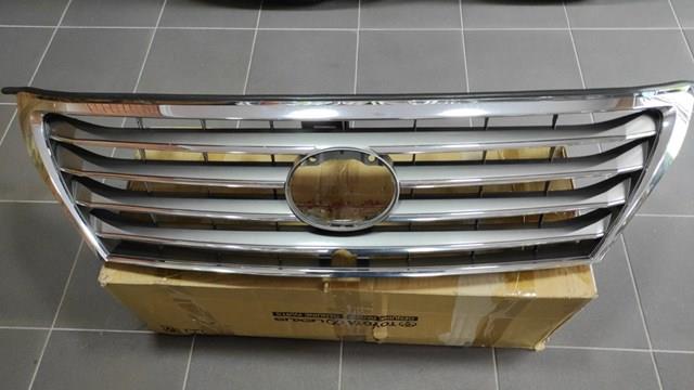 TOYOTA 5310160521 Решетка радиатора в наличии Ирпень