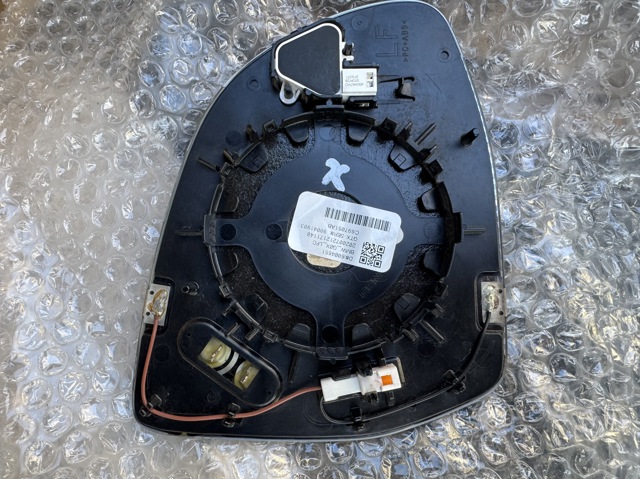 Зеркальный элемент водительского зеркала 51167441445 BMW