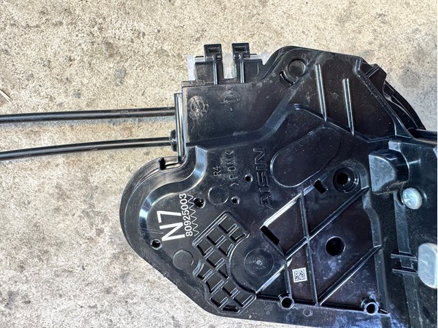 6905048060 TOYOTA Замок двери задней левой купить в Сумы