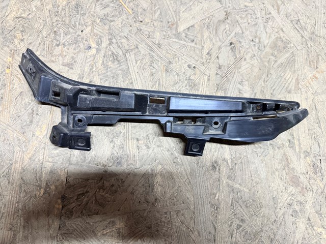Крепление бампера GSH750161 MAZDA