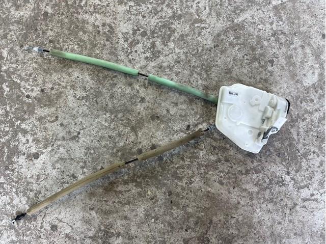 Замок задней двери, левой KB7W73310 MAZDA