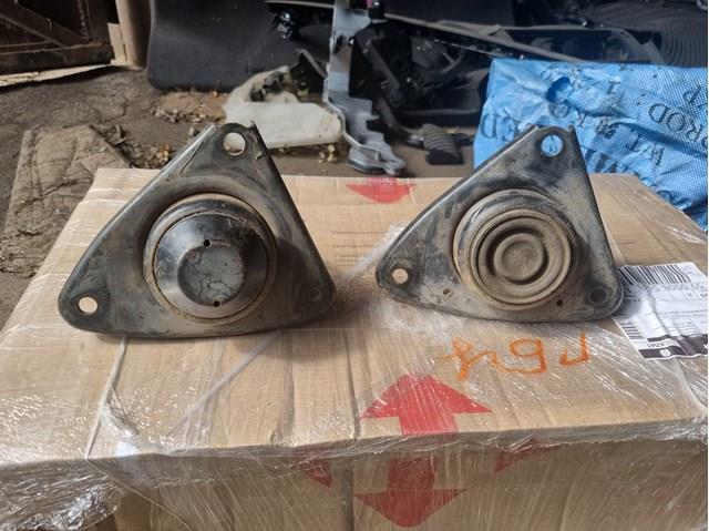 218102L000 HYUNDAI Правая подушка двигателя купить в Тернополь