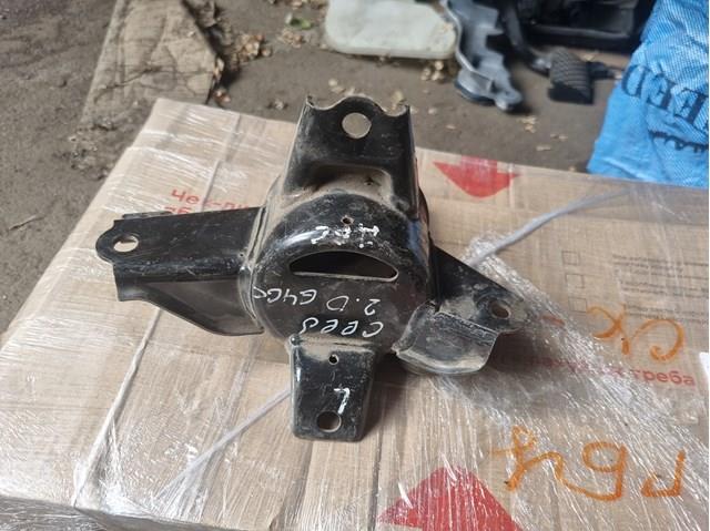 218302H100 HYUNDAI Левая подушка двигателя купить в Ровно