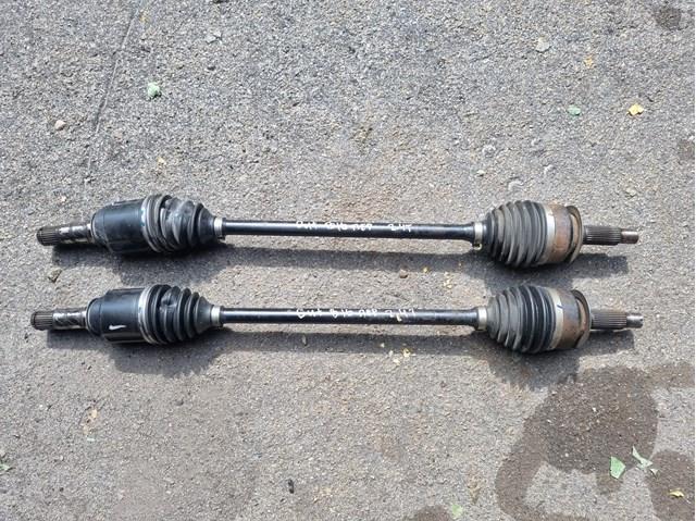 Ось передняя 28321AN020 SUBARU