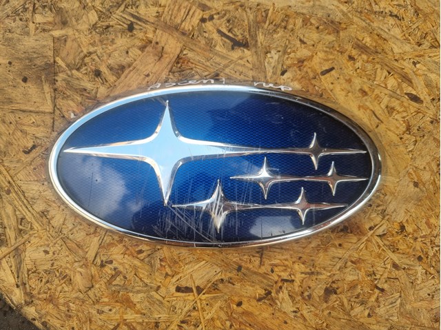 Фирменный значек решетки радиатора 93013XC000 SUBARU
