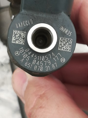 BOSCH 0445110574 Форсунка впрыска топлива в наличии Черкассы