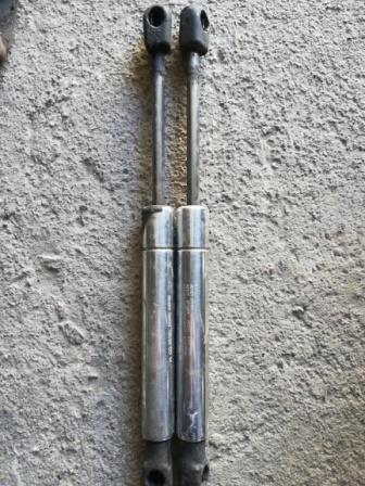 Газовый упор багажника 3B5827550E VAG
