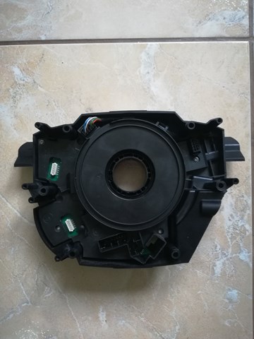 Переключатель подрулевой, центральная часть 61319170226 BMW