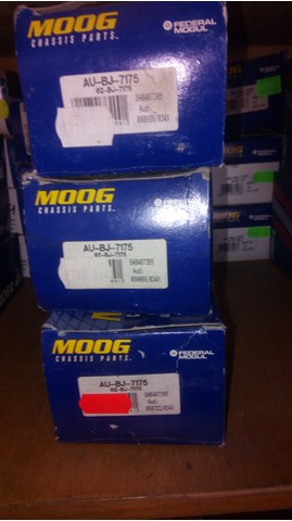 MOOG AUBJ7175 Шаровая опора нижняя левая в наличии Сумы