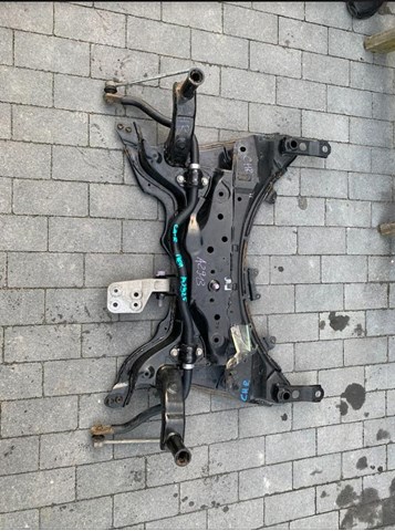 Передний стабилизатор 48811F4010 TOYOTA