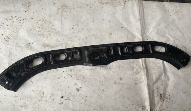 TOYOTA 5252160120 Кронштейн бампера переднего центральный в наличии Харьков