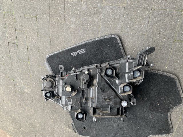 811100DP50 TOYOTA Фара правая купить в Харьков