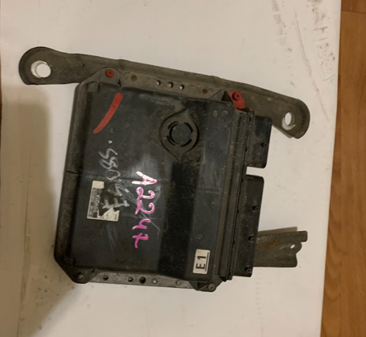 8966133E71 TOYOTA Блок управления двигателем купить в Ужгород