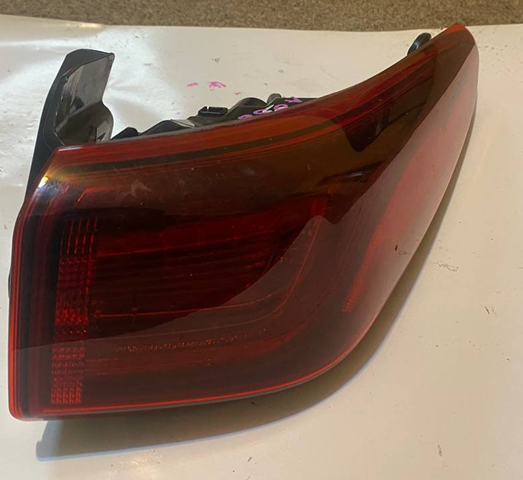 HYUNDAI 92402J9100 Фонарь задний правый внешний в наличии Полтава
