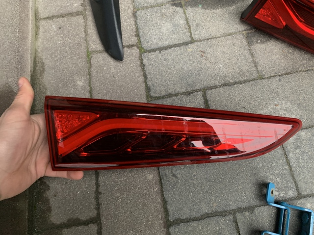 HYUNDAI 92403J9100 Фонарь задний левый внутренний в наличии Сумы