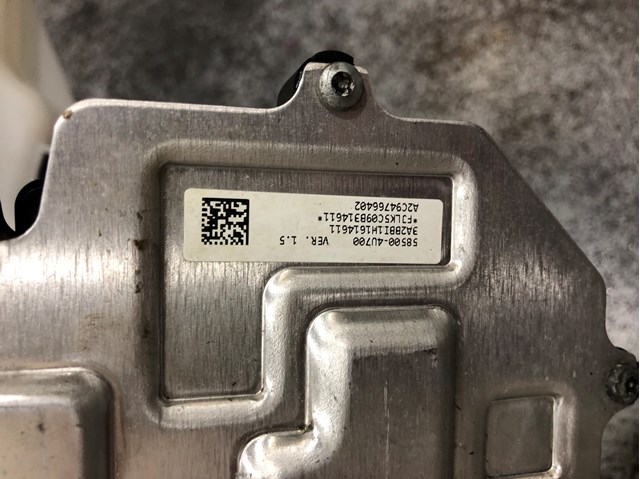 585004U700 HYUNDAI Блок АБС купить в Украина