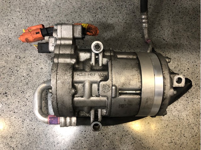 97701E6000 HYUNDAI Компрессор кондиционера купить в Чернигов