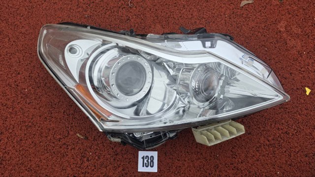 260101NM0C NISSAN Фара правая купить в Кривой Рог
