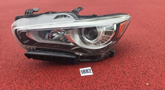 Основная фара в сборе левая 260604HB0A NISSAN