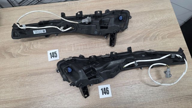 TOYOTA 8161053060 Габарит (фонарь) передний нижний правый в наличии Тернополь