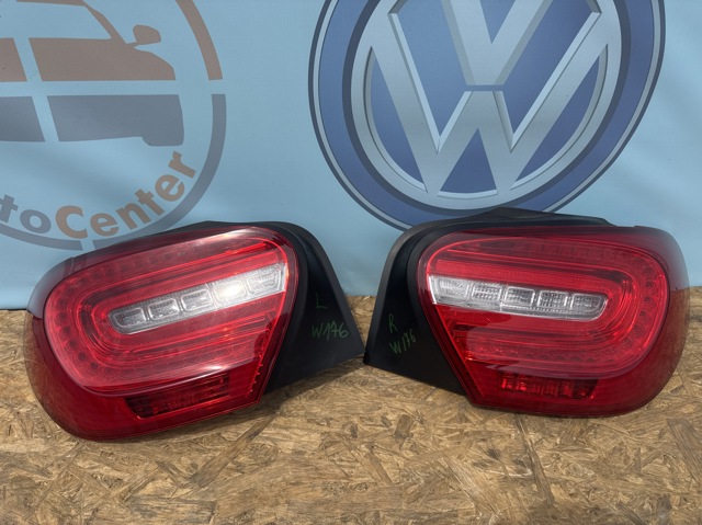 Задний левый внешний фонарь A1769063300 MERCEDES