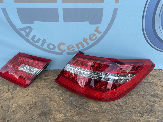 Фонарь задний правый A2078200264 MERCEDES