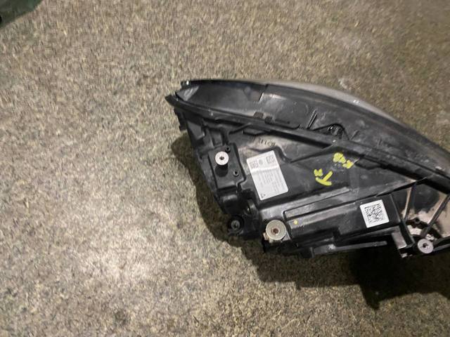 Вставка фары левой A1189062500 MERCEDES